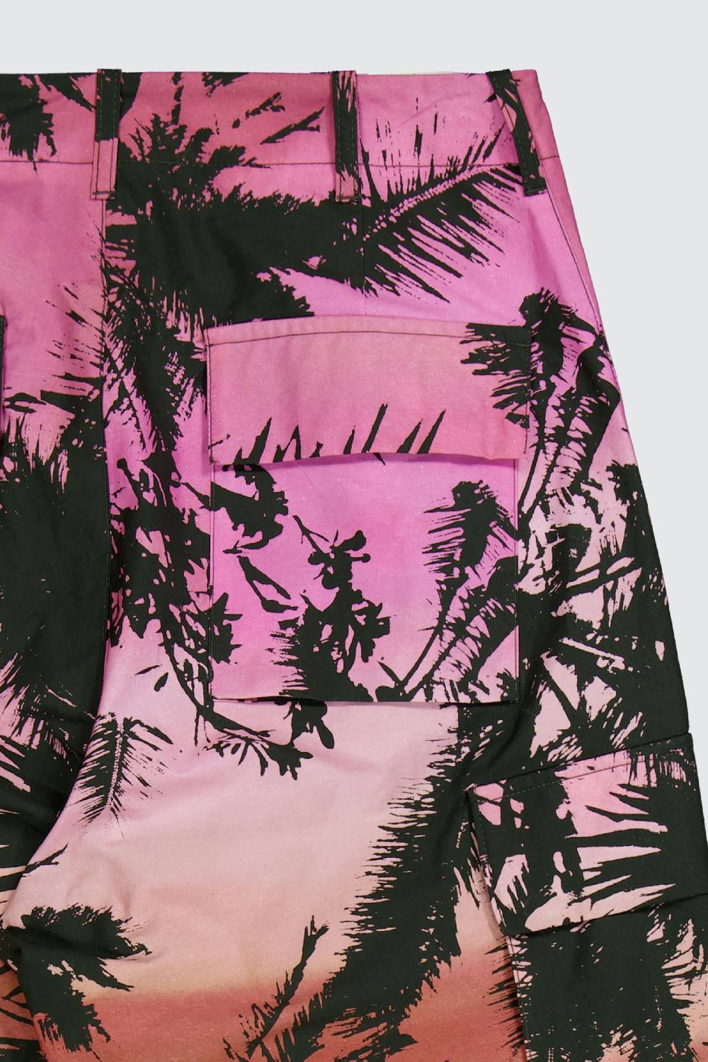 Laneus Laneus pantaloni multitasche palm print allover Italy