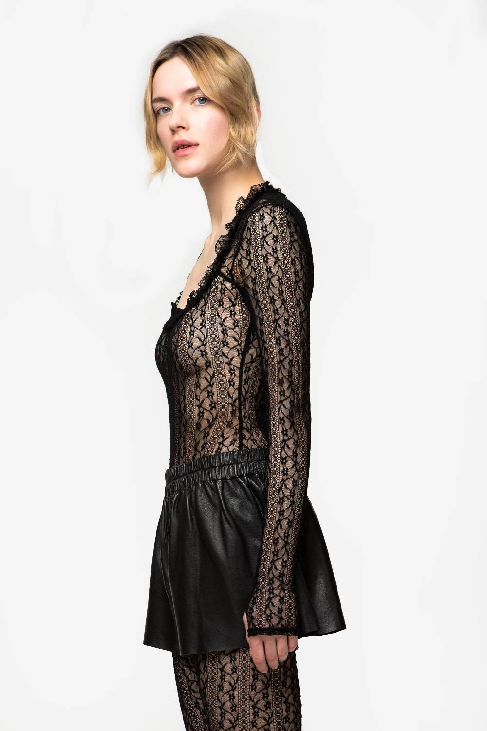 Kristina Ti FUTURA - Undress lace T-shirt Italia