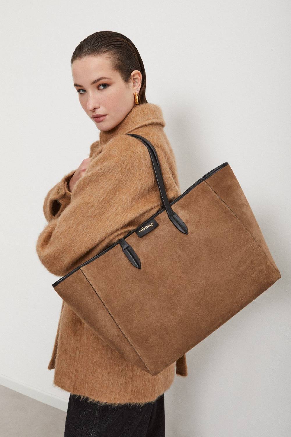 ottod'Ame Leather shopping bag Italy