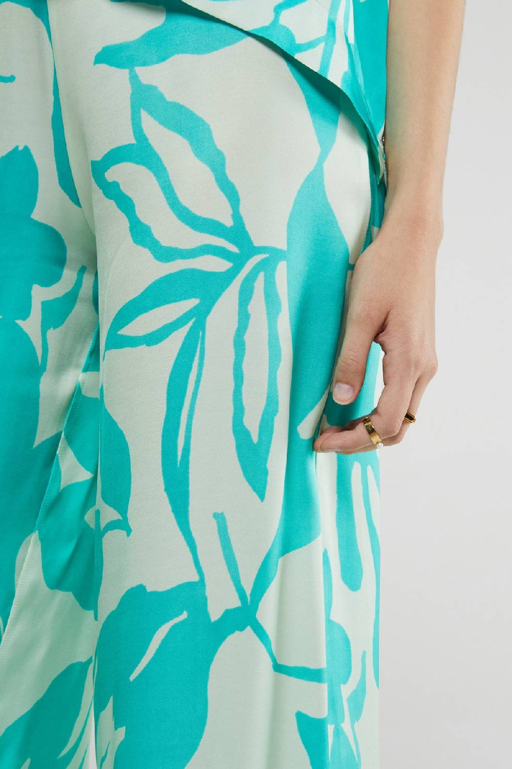 ottod'Ame Printed viscose trousers Online