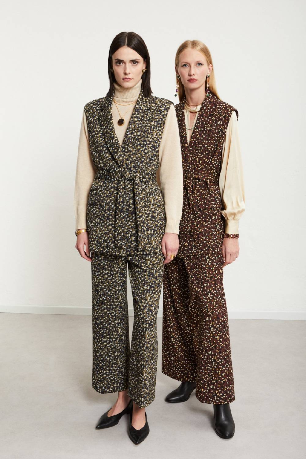 ottod'Ame Sleeveless blazer Shopping Online