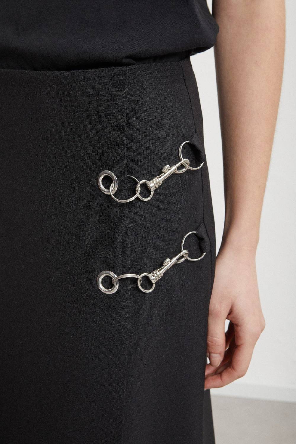 ottod'Ame Long skirt with grommet and chain Offerte