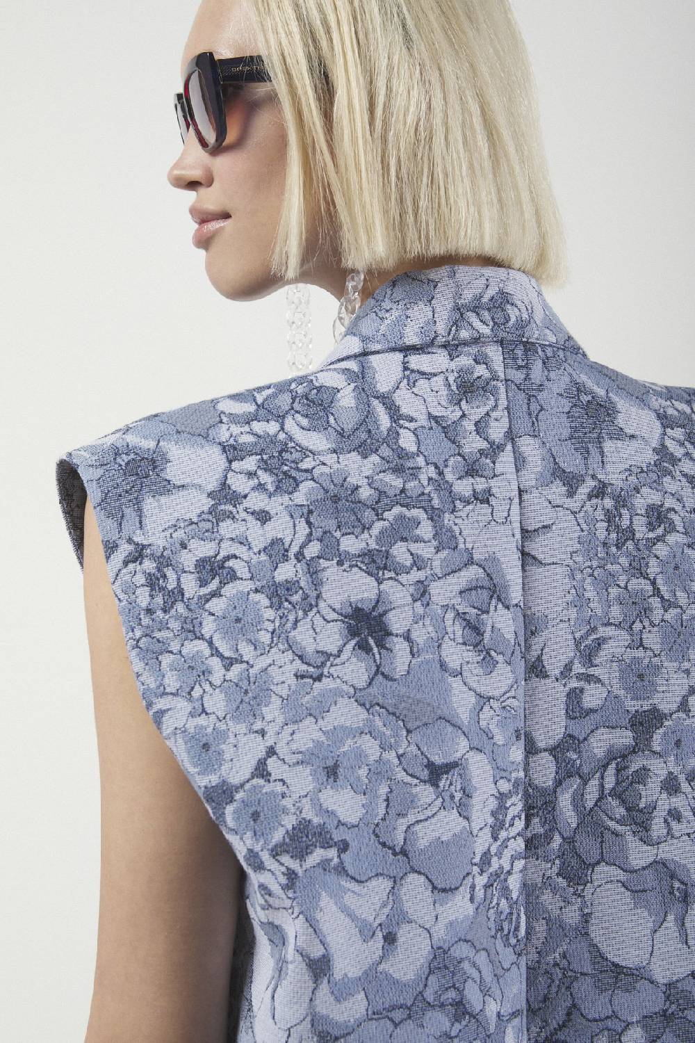 ottod'Ame Printed sleeveless blazer Convenienza