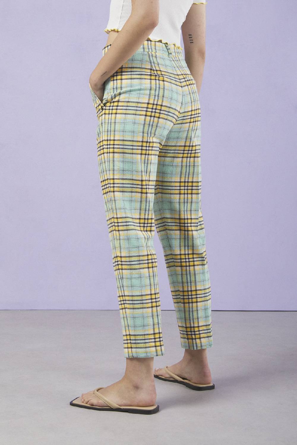 ottod'Ame Ankle lenght trousers Offerta