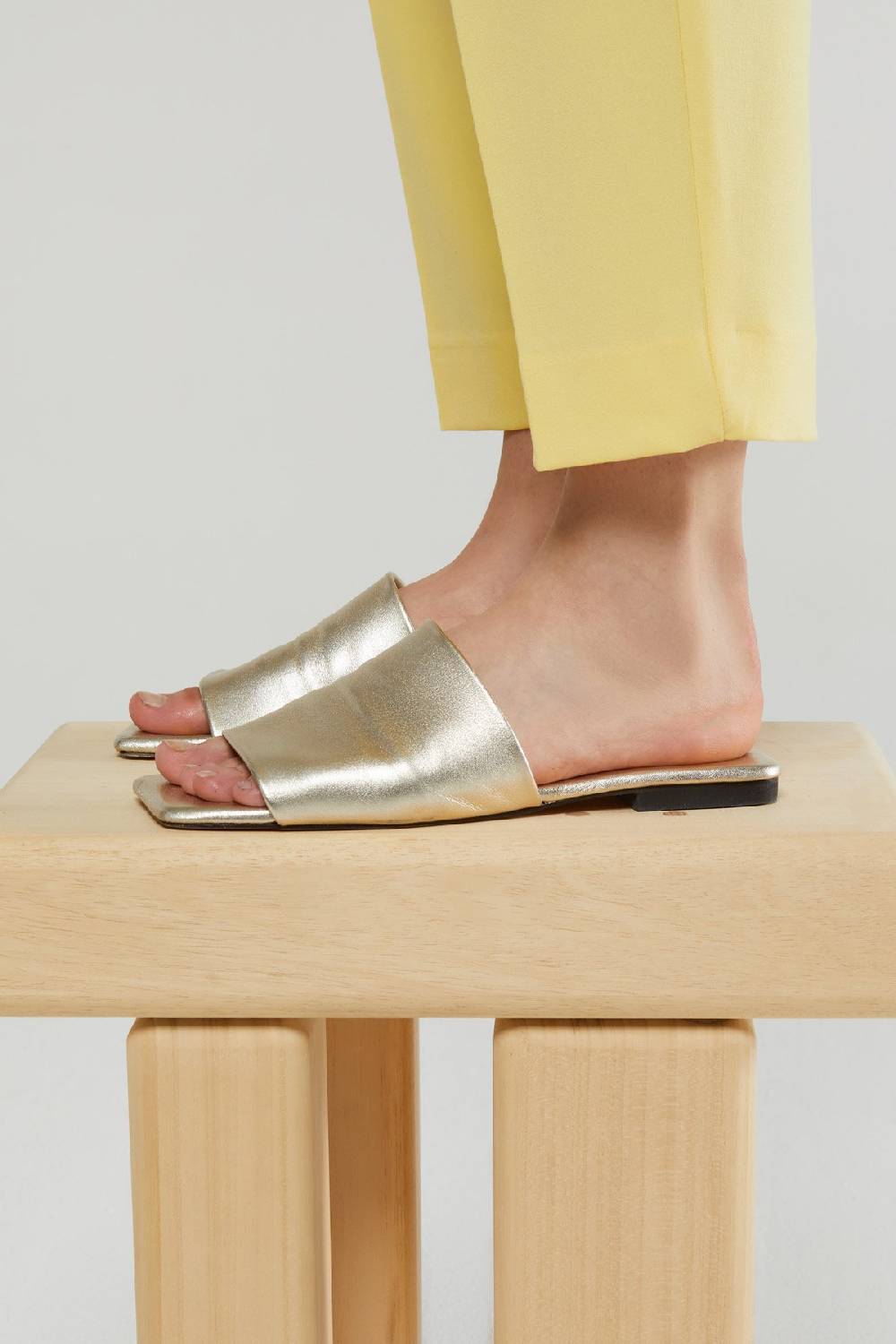 ottod'Ame Leather low sandals Moda