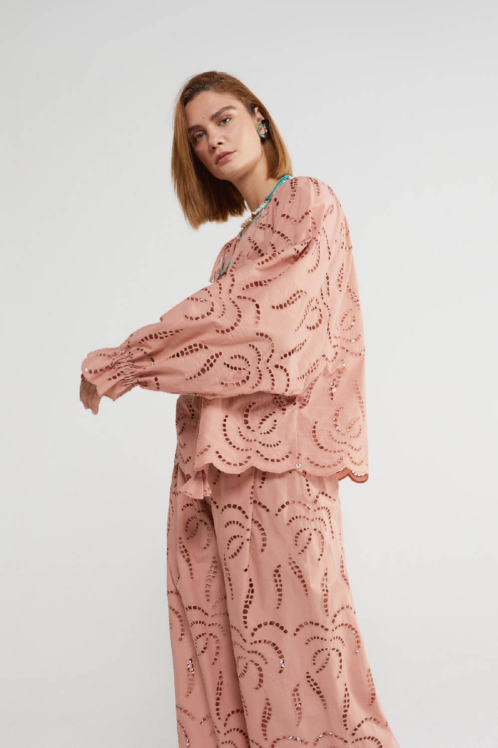 ottod'Ame Broderie anglaise shirt 2025