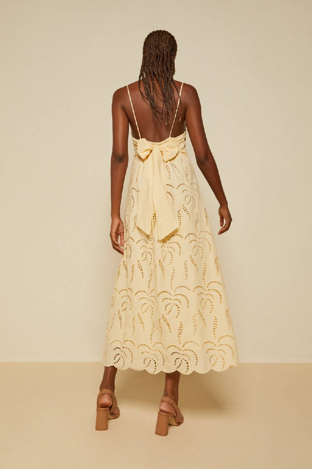ottod'Ame Broderie anglaise long dress with neckline with bow Nuovo