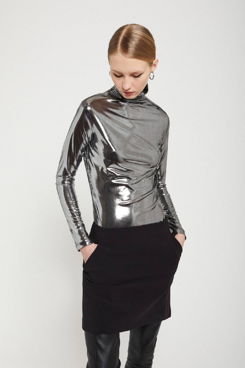 ottod'Ame Stretch turtleneck t-shirt with vinyl effect Comprare a buon mercato