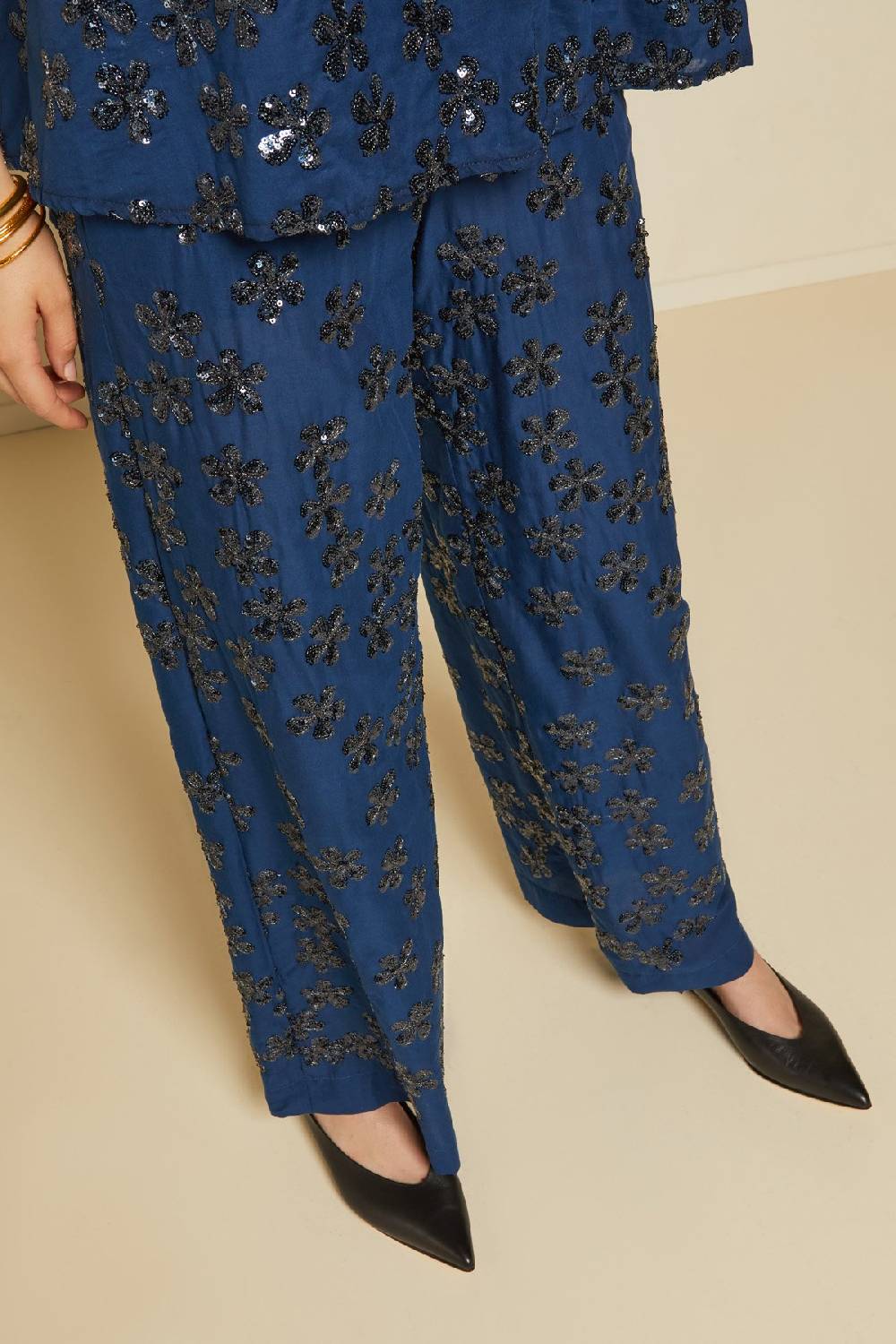 ottod'Ame Trousers with sequins Soddisfazione Garantita