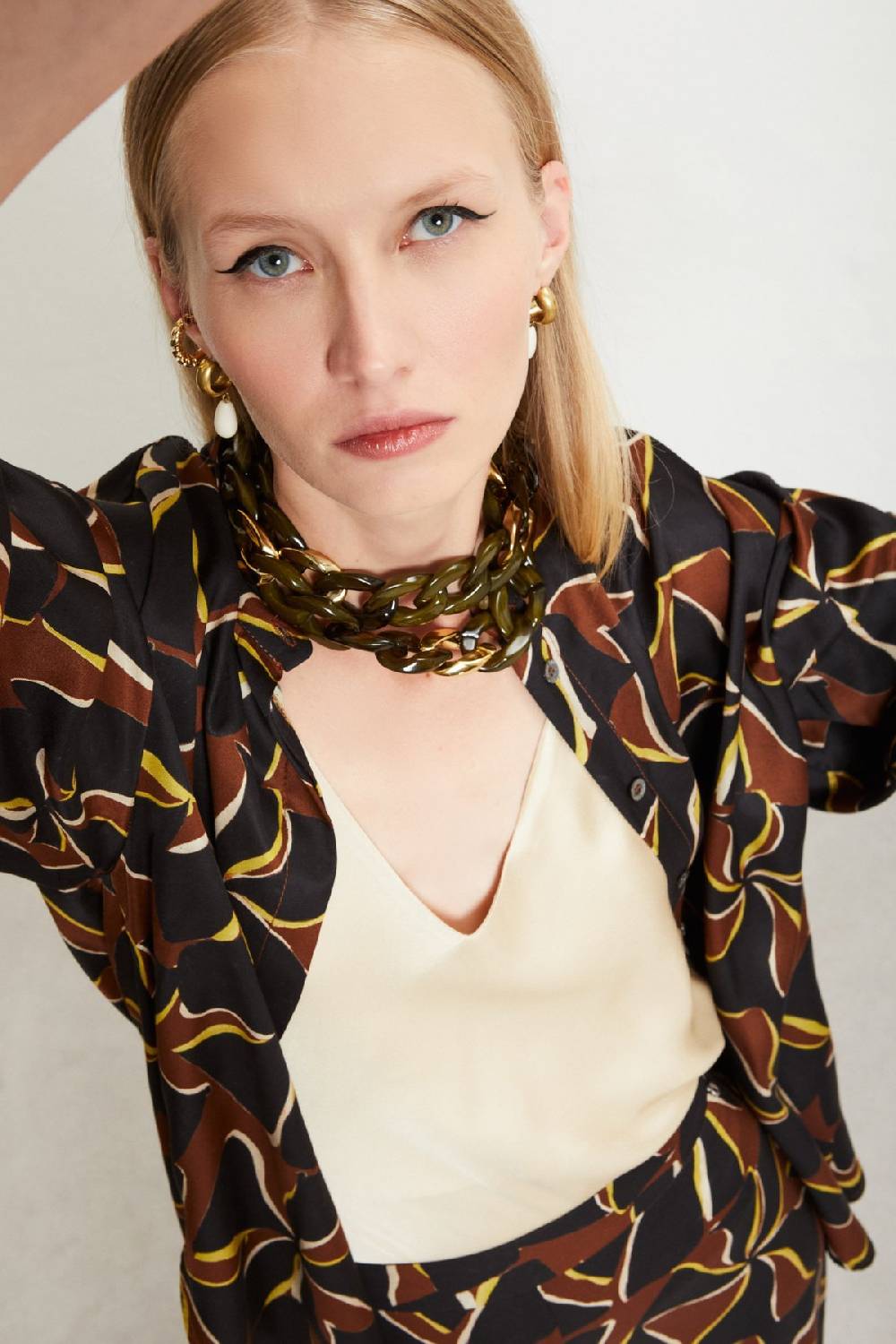 ottod'Ame Viscose shirt with rounded bottom Super sconto
