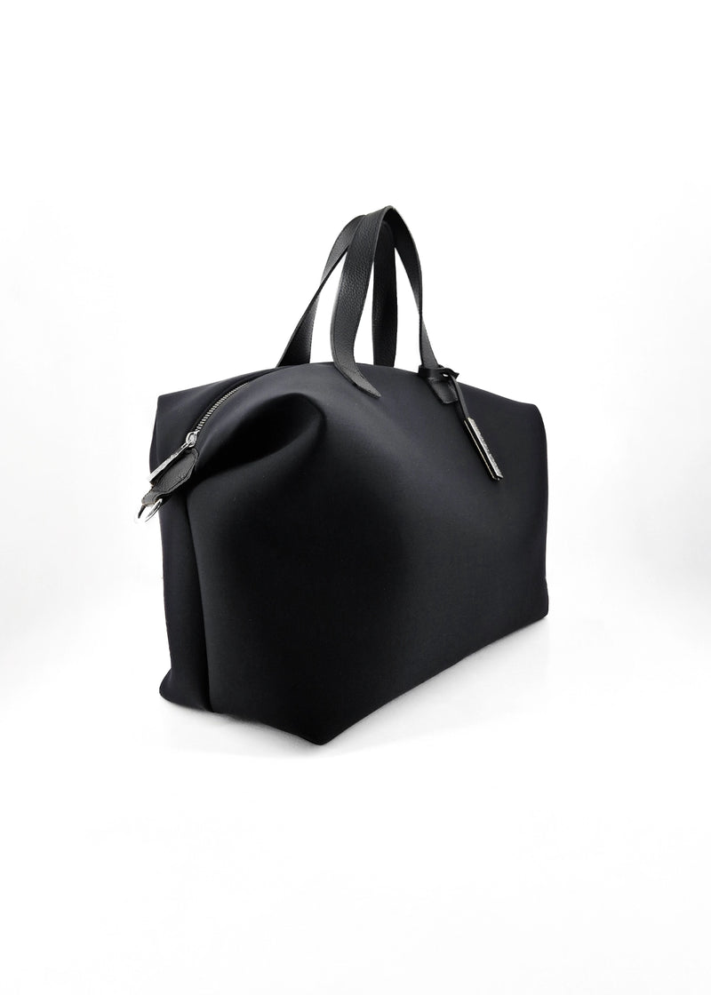 Paola T. Bauletto large in neoprene con dettagli argento Spedizione Gratuita