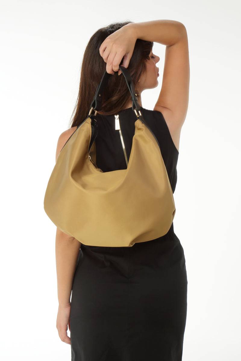 Paola T. Sacca in nylon con dettagli oro Convenienza