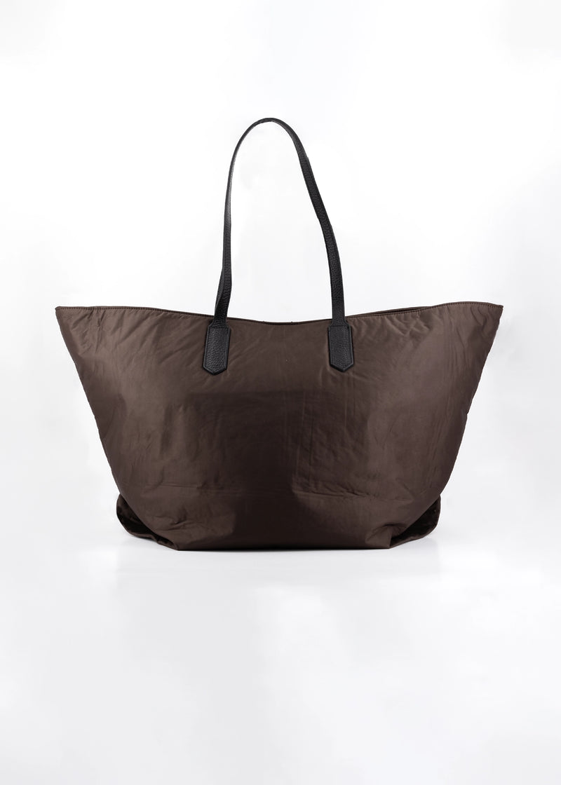 Paola T. Shopper in nylon con rivetti oro Offerta