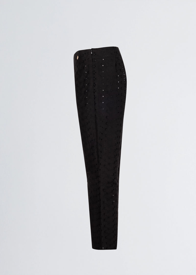 Paola T. Pantalone in cotone sangallo Italy