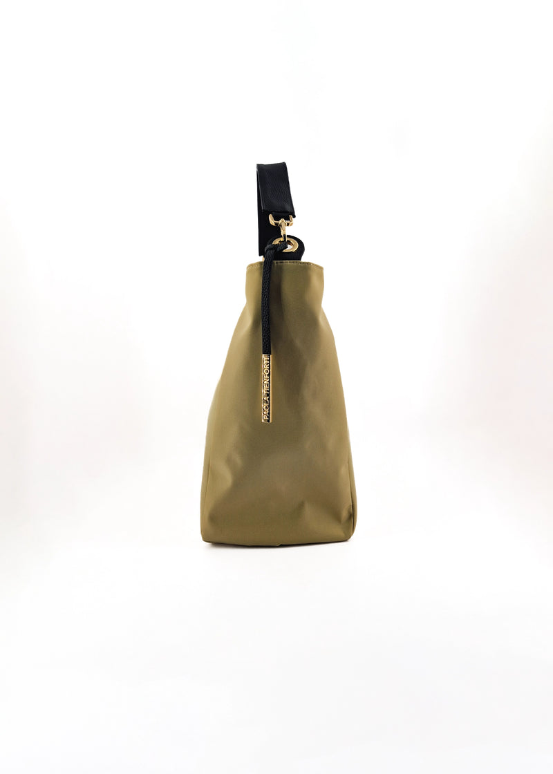 Paola T. Sacca in nylon con dettagli oro Fino Al -60%