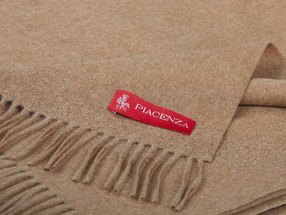 Piacenza 1733 Aeternum Plaid sabbia in puro Cashmere Negozi Online
