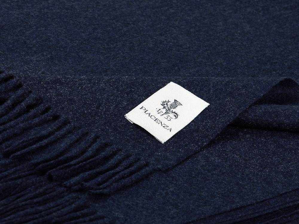 Piacenza 1733 Aeternum Plaid Navy in puro Cashmere Promozione Limitata
