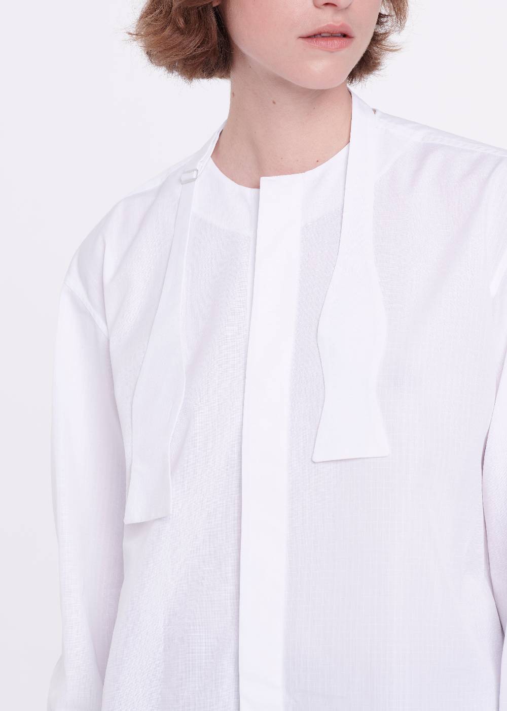 Plan C CAMICIA BIANCA DI COTONE CON PAPILLON Offerta