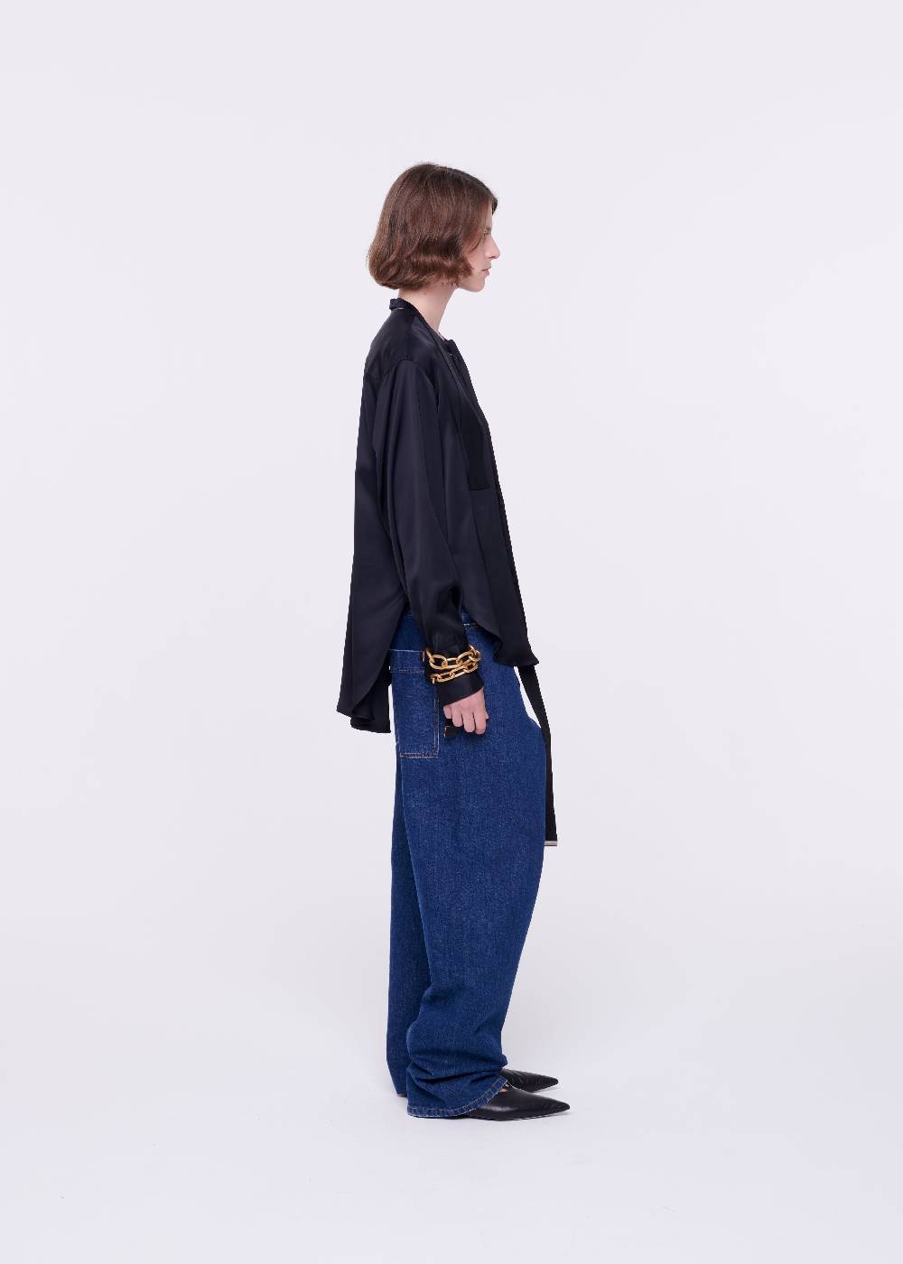 Plan C CAMICIA NERA IN RASO CON PAPILLON Economico
