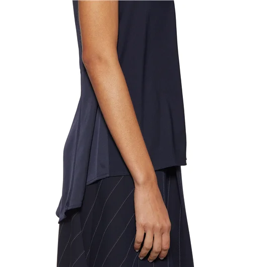 HIGH USE T-SHIRT IN JERSEY STRETCH Affare Del Giorno
