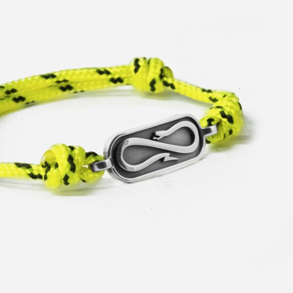 Propaganda Bracciale in Corda Gialla con Targa Propaganda W/ Nove25 In Argento In Linea