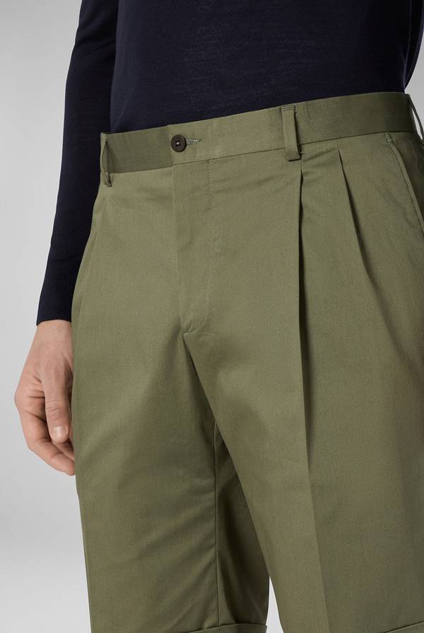 Pull Pal Zileri Bermuda con risvolto 2025