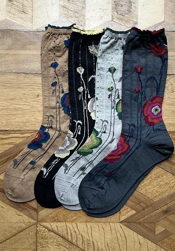 Rose & Lini ANTIPAST WOOL “BOLD BLOOM” AM-795 SOCKS GREIGE Hotsell