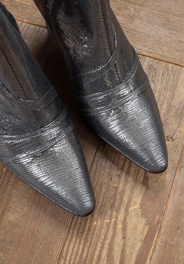 Rose & Lini ROSE’S ROSES “BELL” SILVER HEELED ANKLE BOOTS In Saldo
