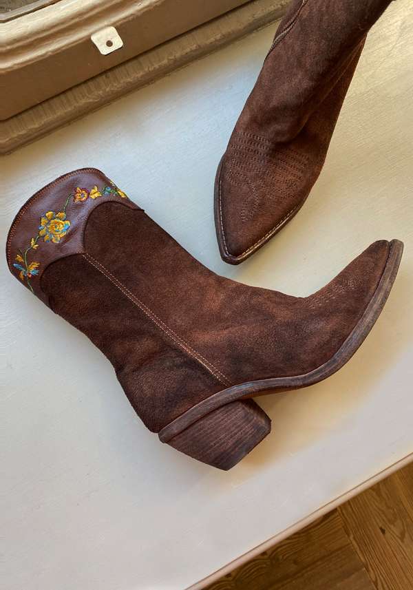 Rose & Lini FAUZIAN JEUNESSE “ROVESCIO” COCCO SUEDE TEXAN ANKLE BOOTS Pezzi Unici