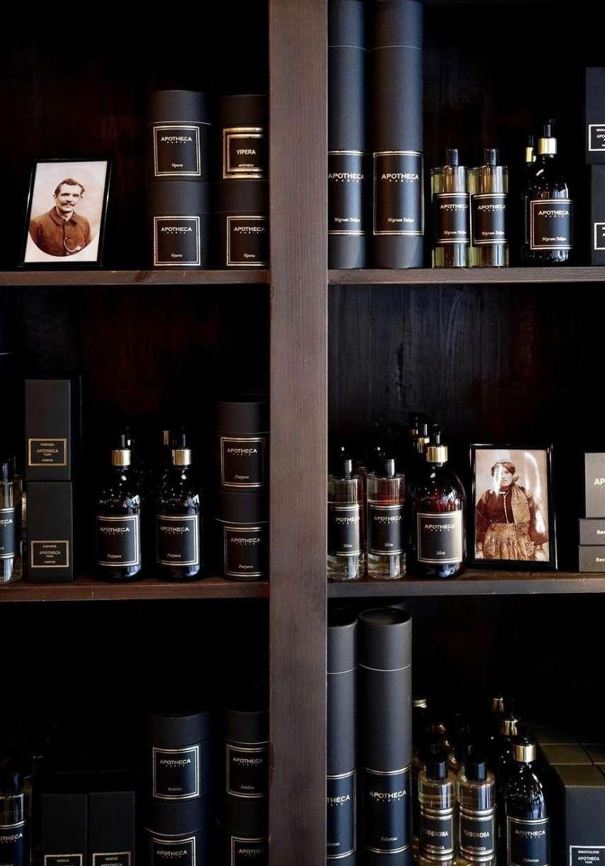 Rose & Lini APOTHECA PARIS “VENENUM” CANDLE Economico