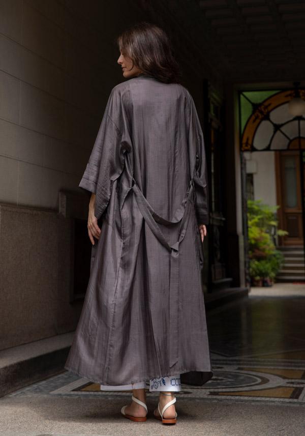 Rose & Lini THE ROSE IBIZA SILK “GOWN KIMONO” CHARCOAL Saldi Di Fabbrica
