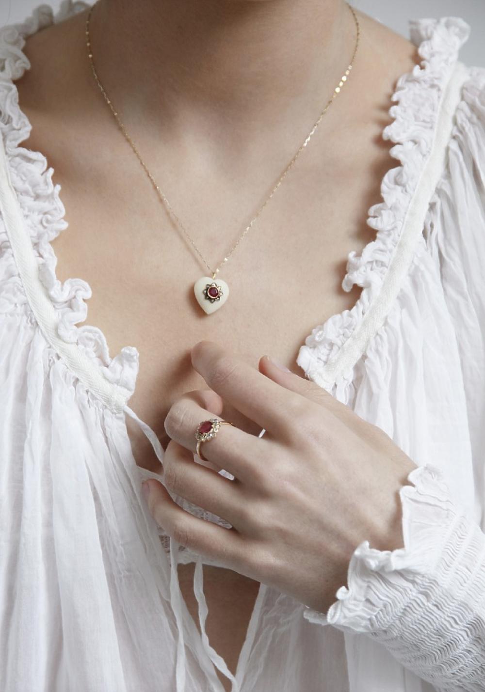 Rose & Lini 5 OCTOBRE “ROSIE” GOLD PENDANT NECKLACE Qualità