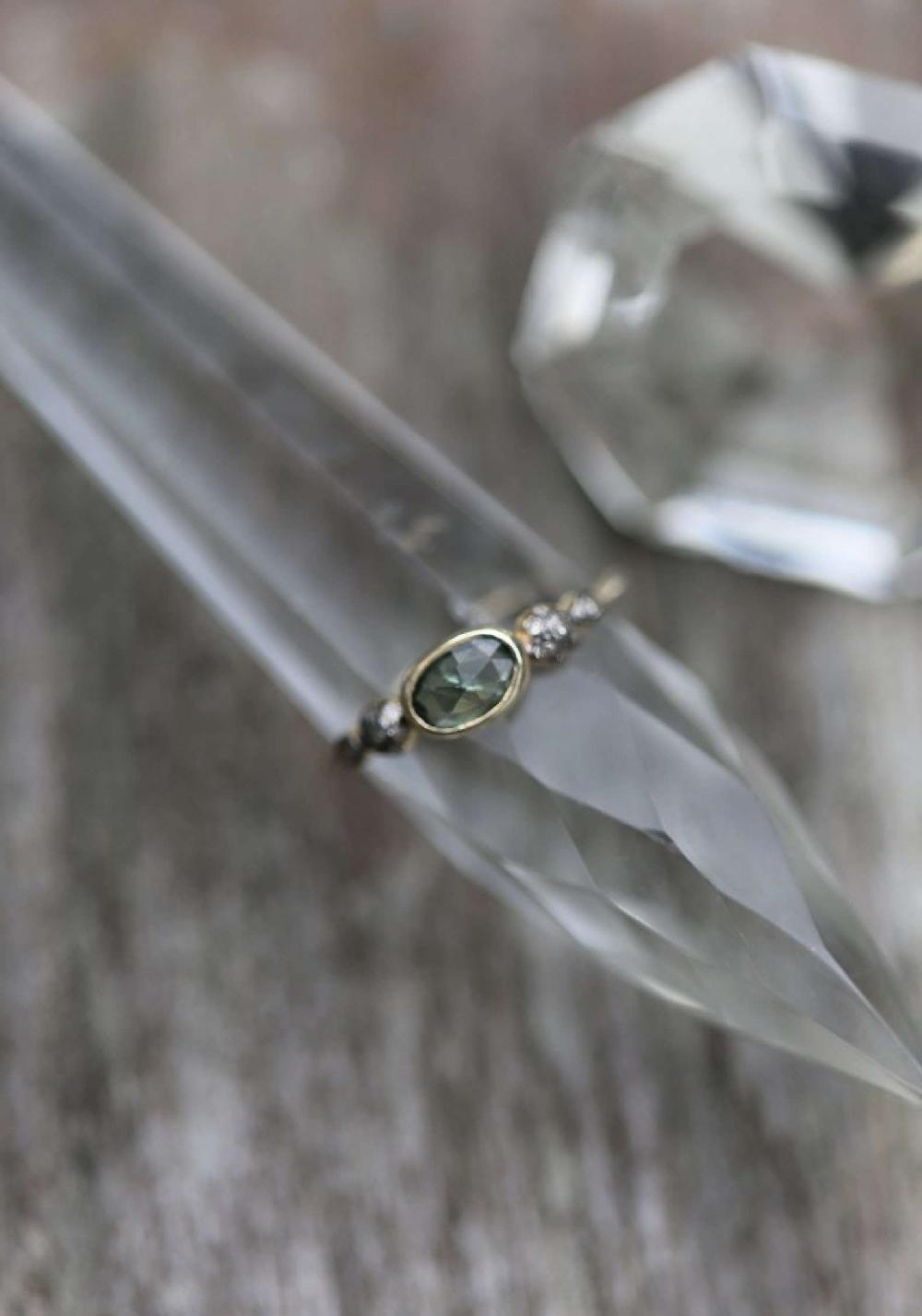 Rose & Lini 5 OCTOBRE “GWEN” GOLD & GREY SAPPHIRE RING Shopping Online