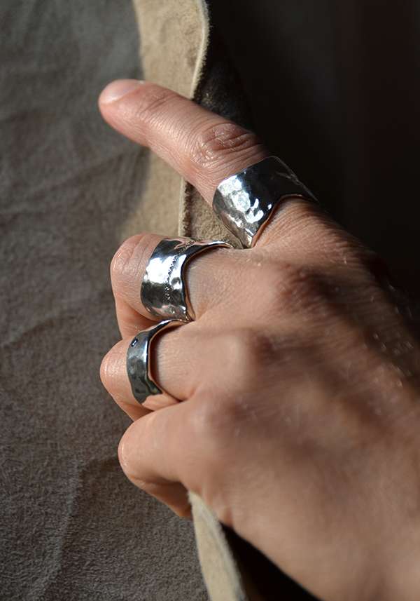 Rose & Lini ROSAMARIA SILVER “CAO” RING Sconto