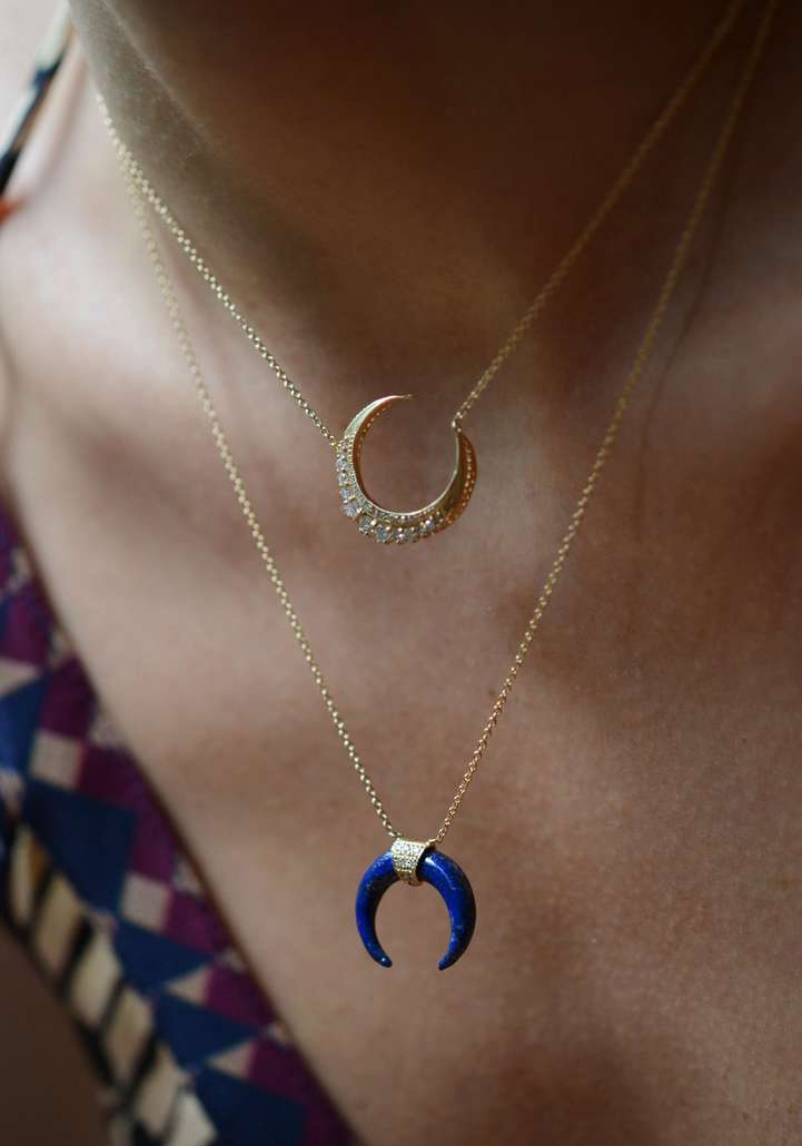 Rose & Lini JACQUIE AICHE BLUE HORN NECKLACE In Vendita