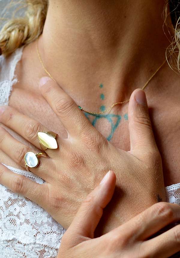 Rose & Lini MAITEA “MAYA” GOLD RING Offerte