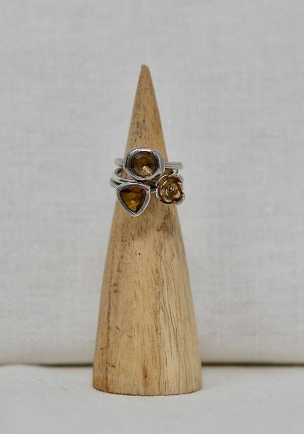 Rose & Lini ROSAMARIA SILVER AND QUARTZ “DEVINA” RING Presa