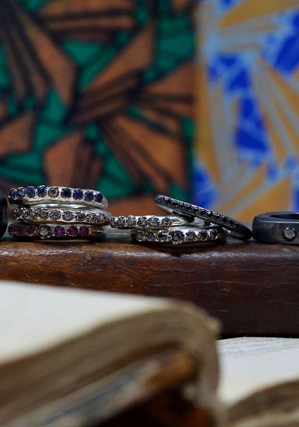 Rose & Lini ROSAMARIA BLACK DIAMOND “POPPY” RING Saldi Di Fabbrica