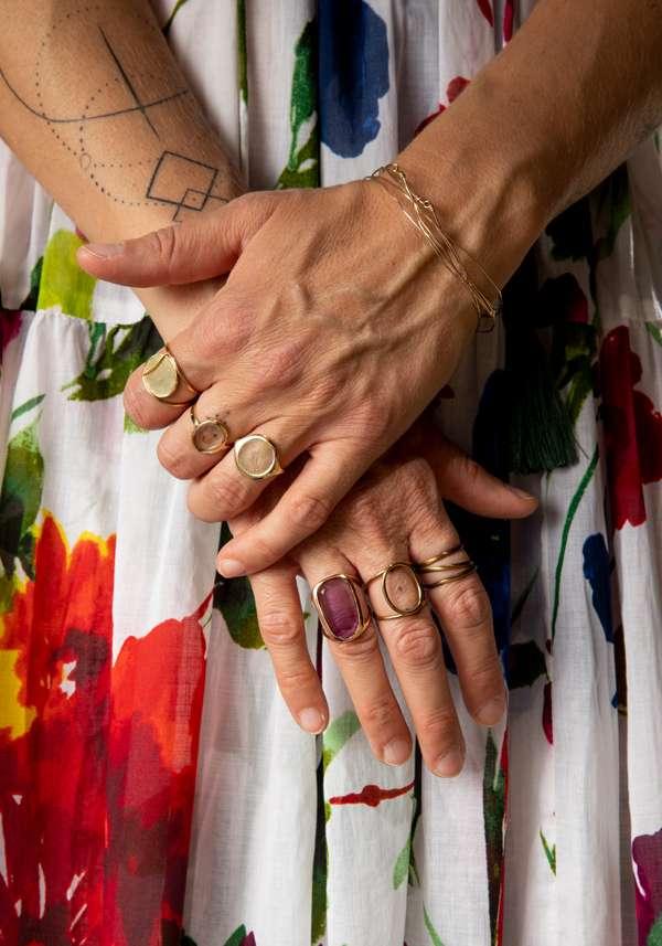 Rose & Lini MAITEA “COIN” GOLD RING Moda