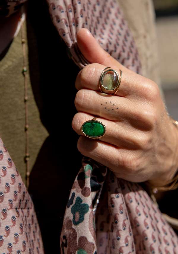 Rose & Lini MAITEA GOLD & JADE RING Nuovo