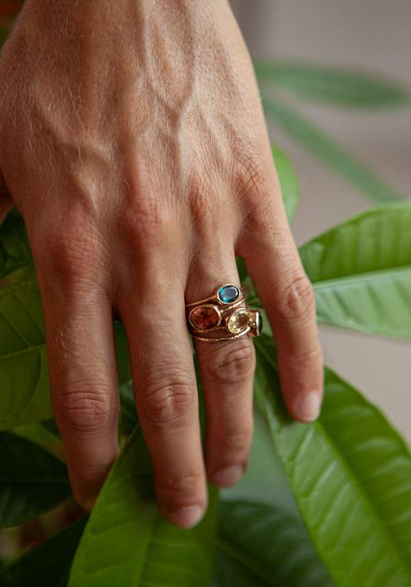 Rose & Lini MAITEA “TOURMALINE” YELLOW RING Pezzi Unici