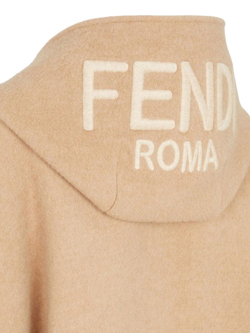 Suitnegozi Poncho Fendi Roma Novità