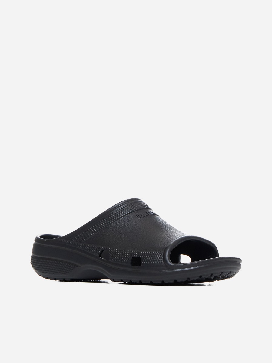 BALENCIAGA Slides Pool Crocs in gomma Negozi Online