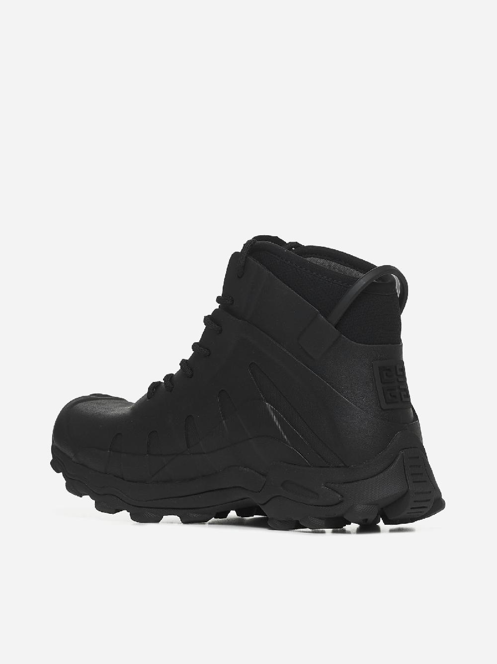 GIVENCHY Stivaletti high-top Bogs in gomma Italy