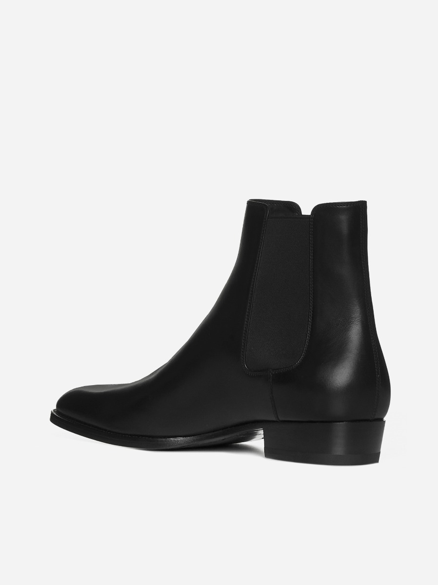 SAINT LAURENT Stivali Chelsea Wyatt in pelle Shopping Online