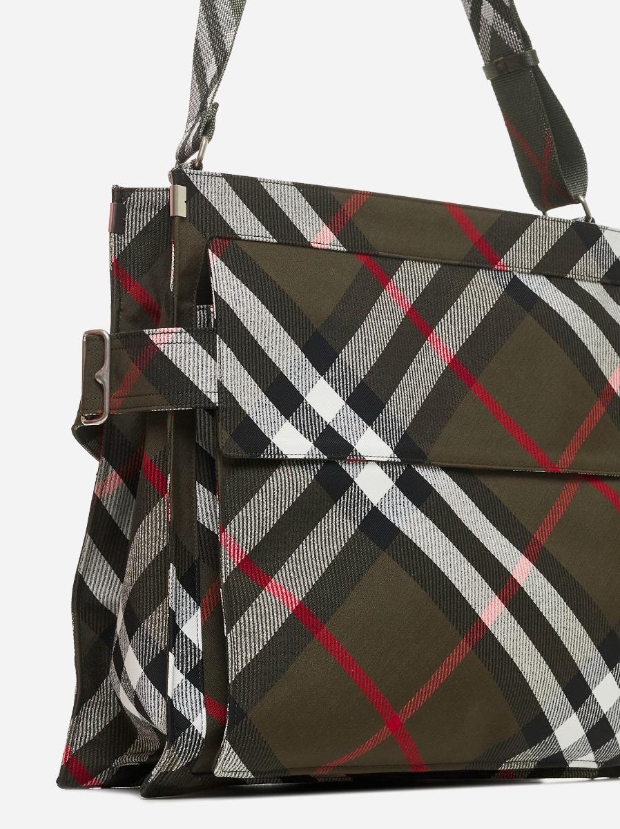 BURBERRY Borsa tote Trench media in tela check Saldi