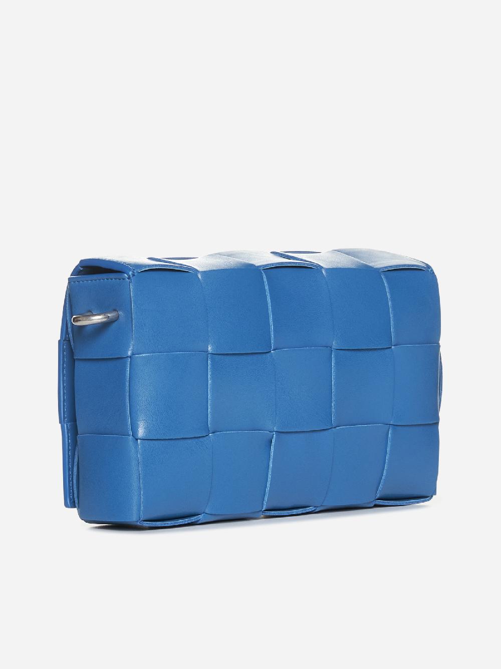 BOTTEGA VENETA Borsa Cassette On Strap in pelle Intrecciato Negozi Online