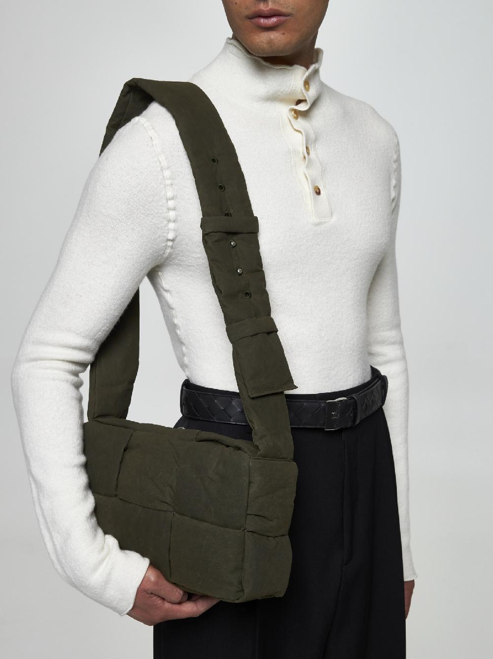 BOTTEGA VENETA Borsa Cassette Padded Tech media in cotone Soddisfazione Garantita