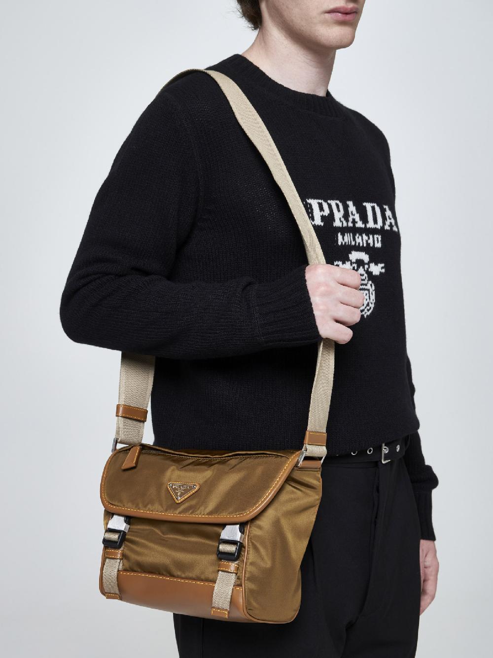 PRADA Borsa a tracolla in Re-Nylon e pelle Offerta