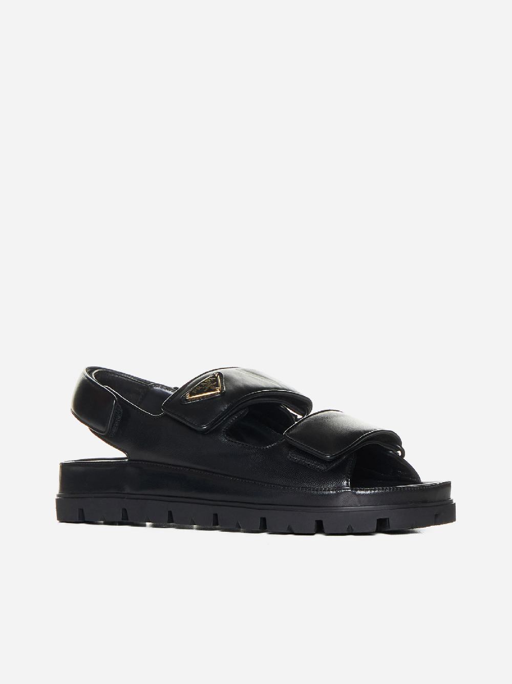 PRADA Sandali in pelle Fino Al -60%
